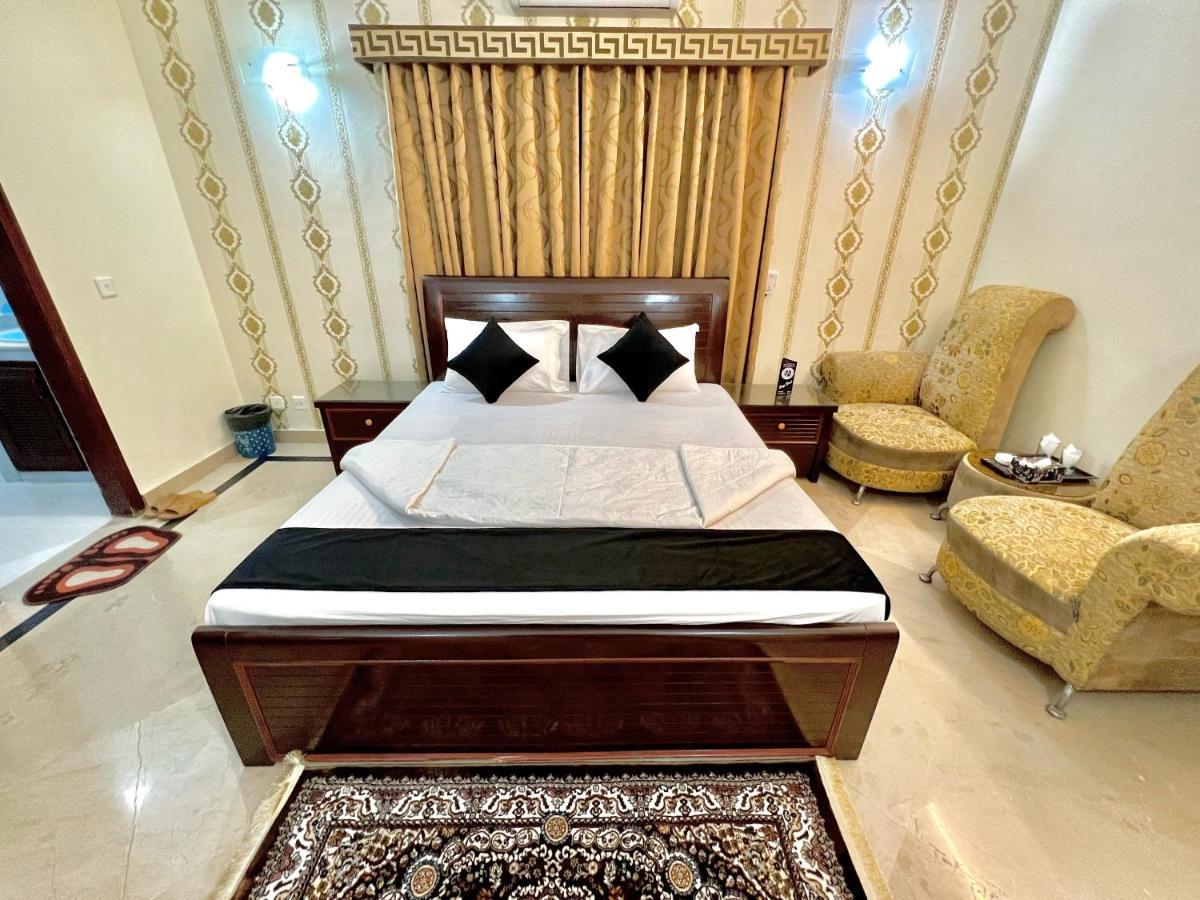 Step Inn Guest House Islamabad Exterior photo